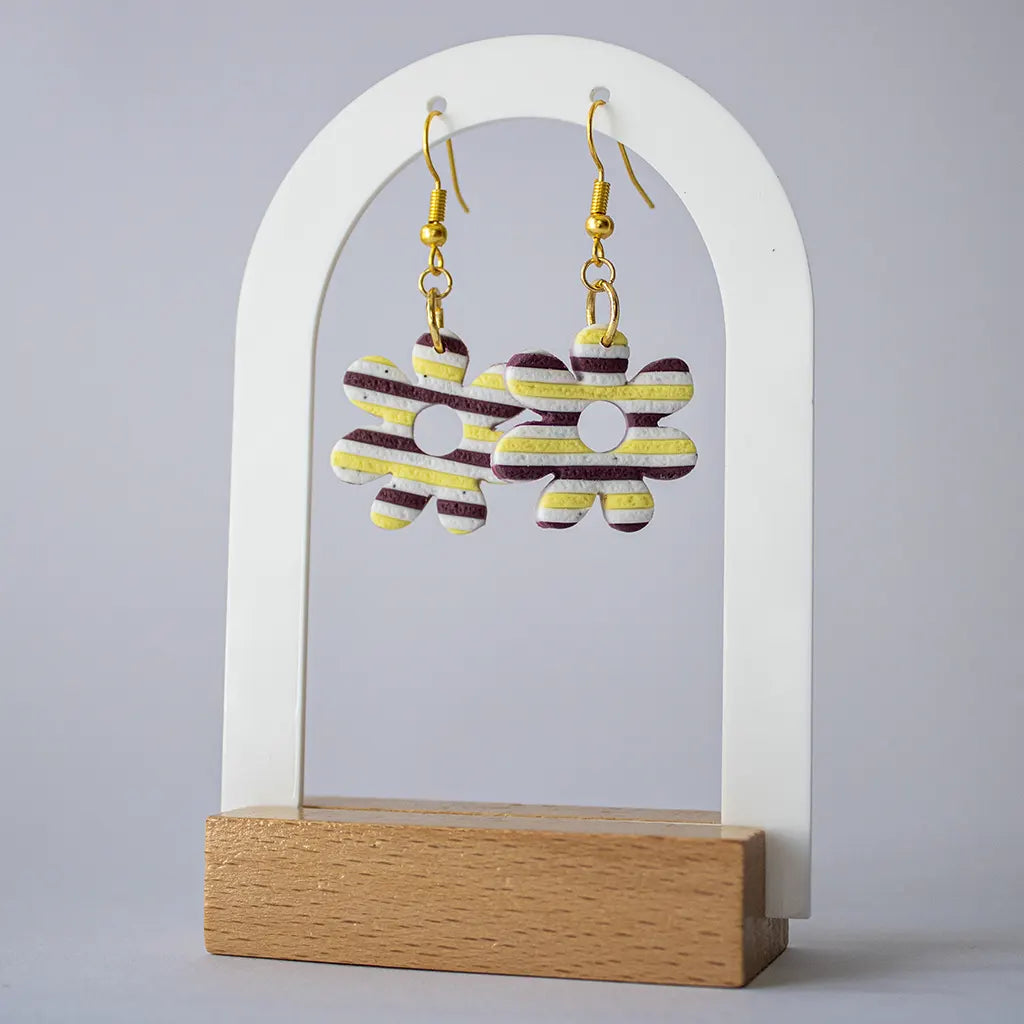 Larisa rayas morado, amarillo y blanco