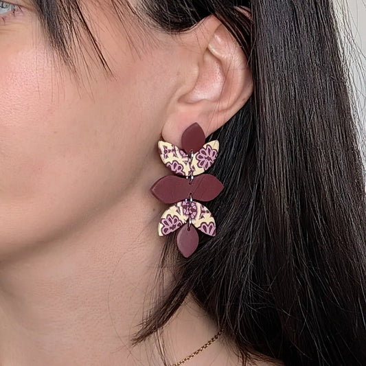 Laurel burdeos y estampado vainilla, burdeos y rosa
