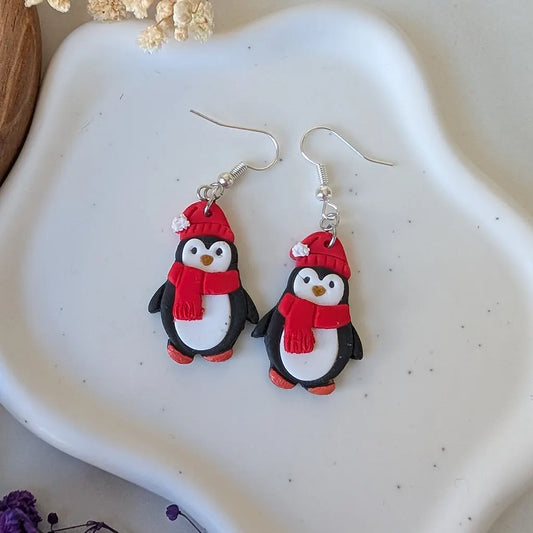 Pingüino navideño