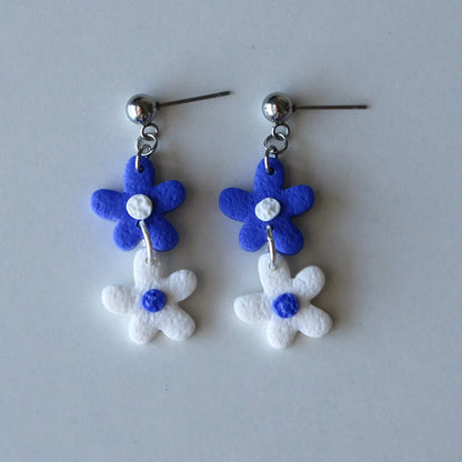 Amelí azul eléctrico y blanco
