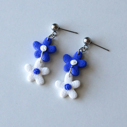 Amelí azul eléctrico y blanco