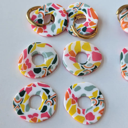 Charm donut estampado primavera