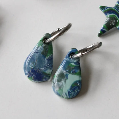 Charm gota estampado azul y verde