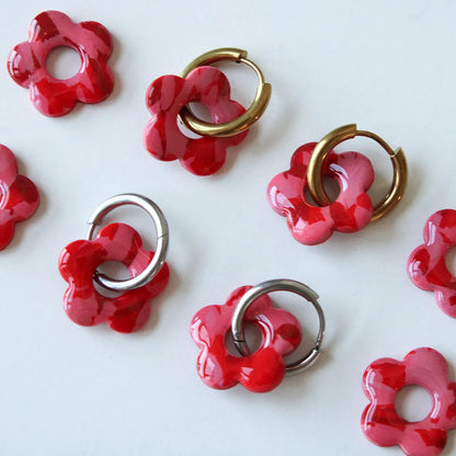 Flor charm estampado rosa y rojo