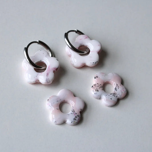 Flor charm rosa cuarzo